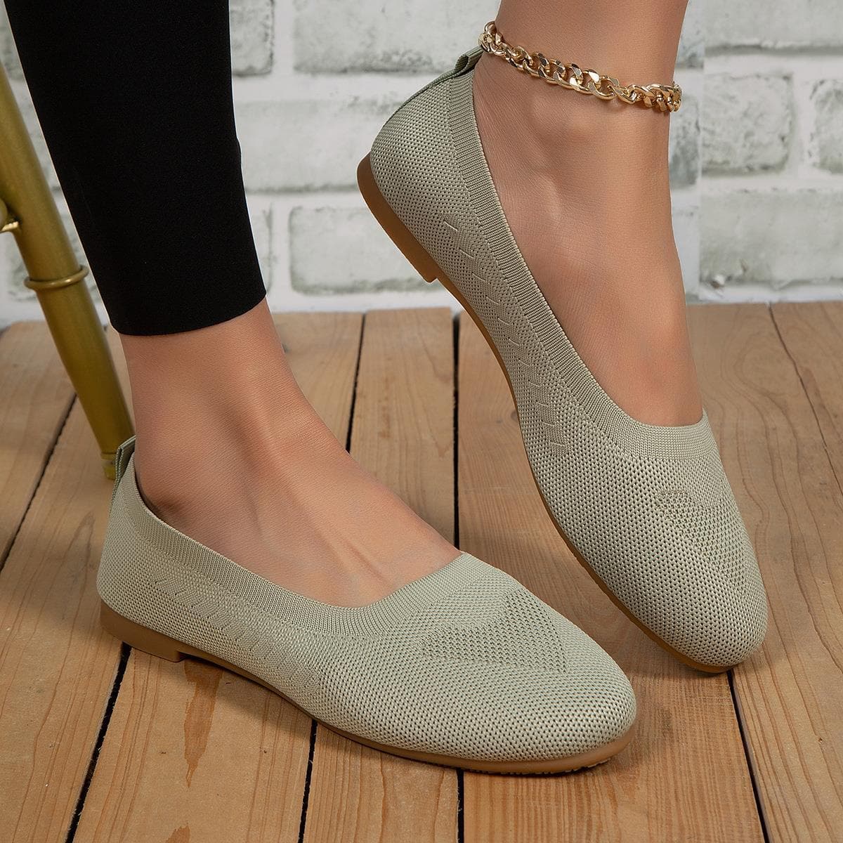 Los zapatos casuales de mamá