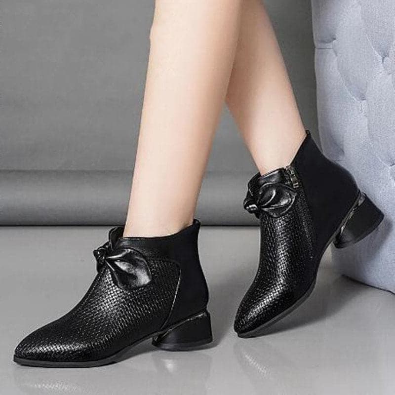 tacones altos de cuero