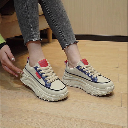 Nuevos zapatos de papá a juego con el color 2025