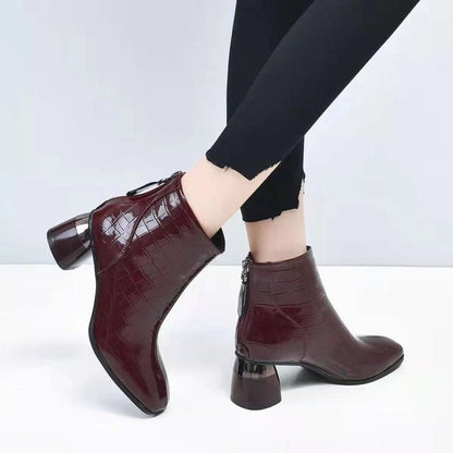 Botines de punta cuadrada