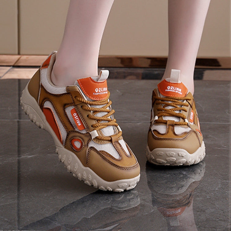 Nuevos zapatos casuales para exteriores