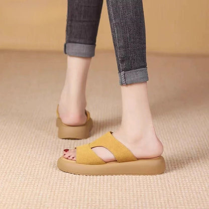 Sandalias ligeras de suela blanda