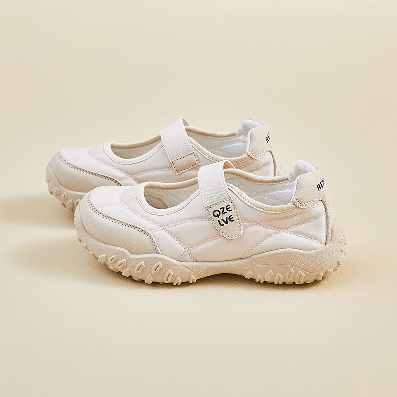 Zapatos casuales de malla con velcro