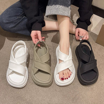 Nuevas sandalias elásticas de suela gruesa