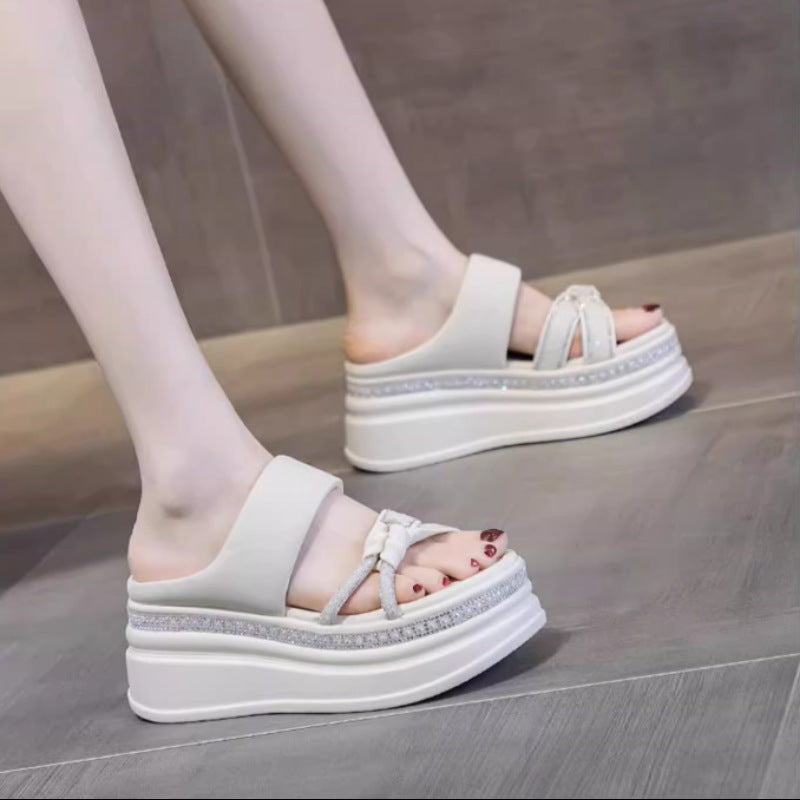 Sandalias de tacón alto con suela gruesa