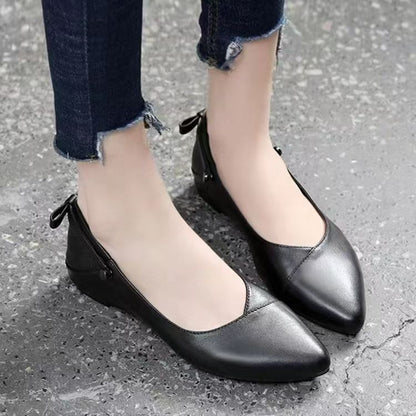 Zapatos planos de cuero