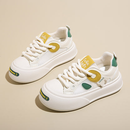 Zapatillas deportivas blancas de moda