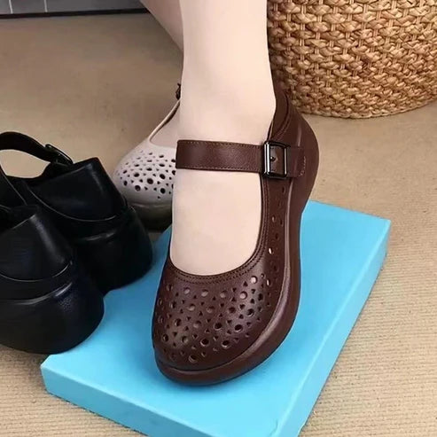 Crocs de punta redonda de cuero genuino