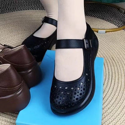 Crocs de punta redonda de cuero genuino