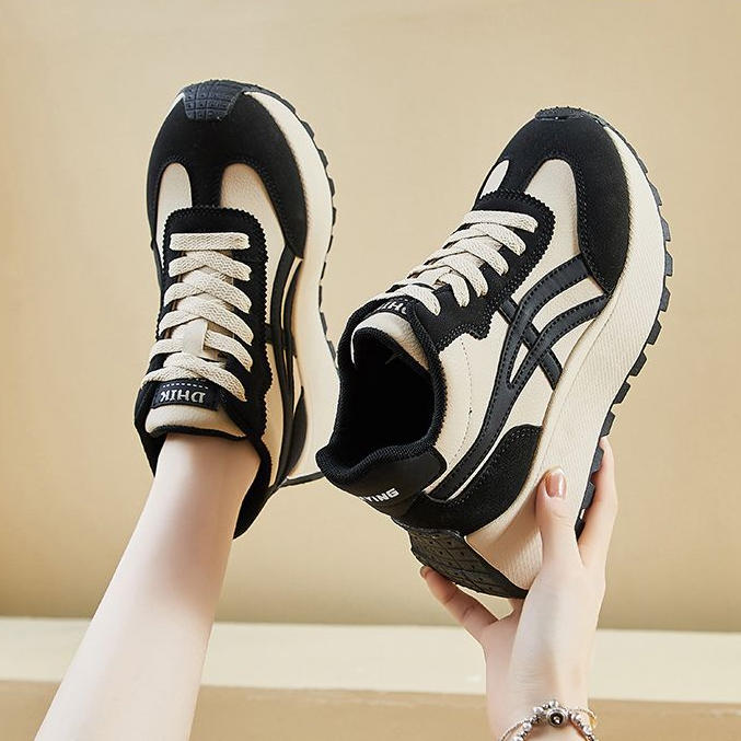 Zapatillas casuales que realzan la altura-Disponibles en estilos gruesos de invierno